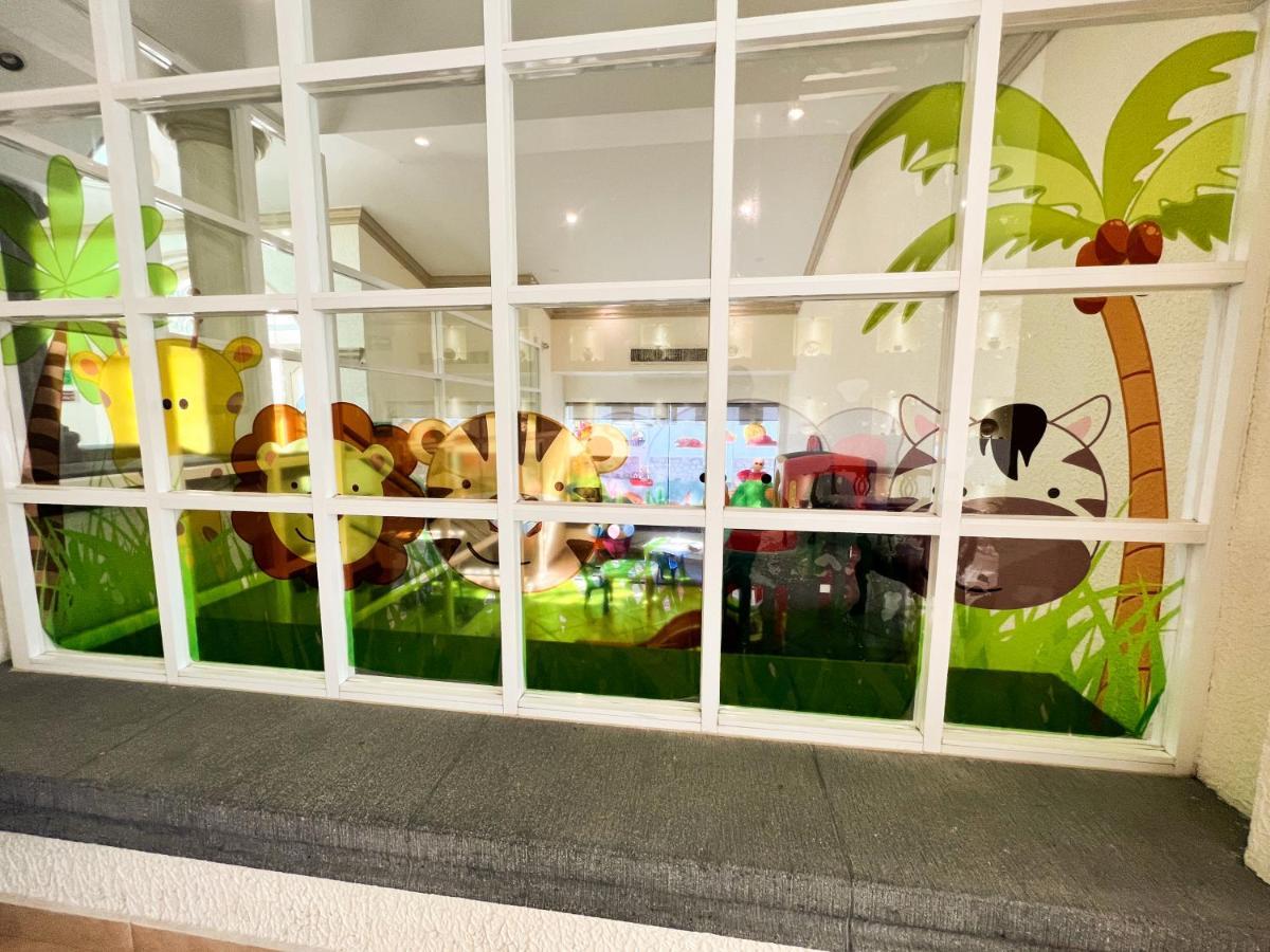 艾克瑟拉里斯会议及Spa大酒店 特克塞丁戈 外观 照片